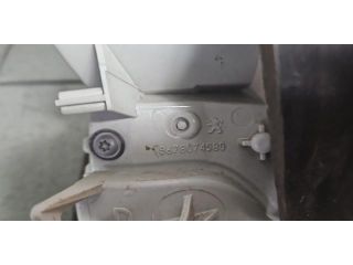 bontott PEUGEOT 2008 Jobb Belső Hátsó Lámpa