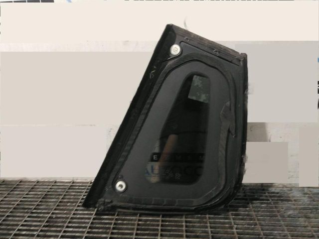 bontott PEUGEOT 2008 Jobb C Oszlop Oldalablak Üveg