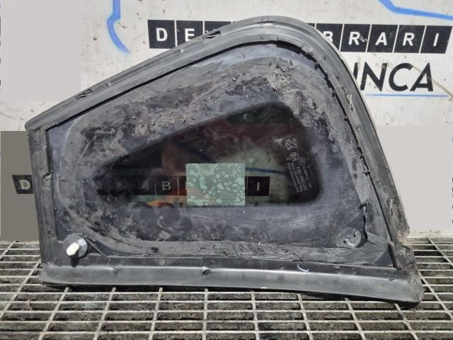 bontott PEUGEOT 2008 Jobb C Oszlop Oldalablak Üveg