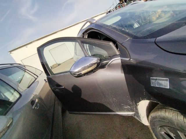 bontott PEUGEOT 2008 Jobb első Ajtó (Üres lemez)