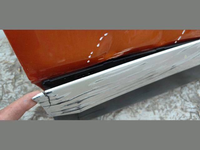 bontott PEUGEOT 2008 Jobb első Ajtó (Üres lemez)