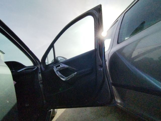 bontott PEUGEOT 2008 Jobb első Ajtó (Üres lemez)