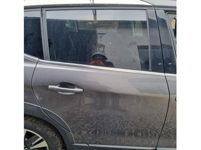 bontott PEUGEOT 2008 Jobb hátsó Ajtó (Üres lemez)