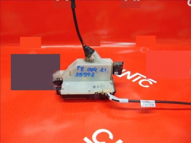 bontott PEUGEOT 2008 Jobb hátsó Ajtózár