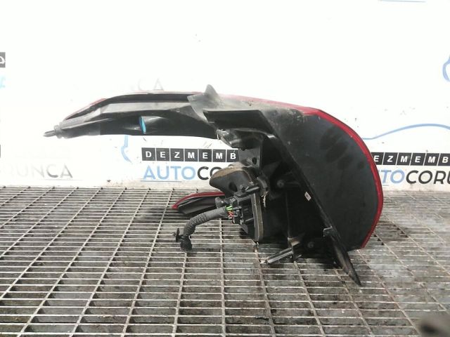 bontott PEUGEOT 2008 Jobb Hátsó Lámpa