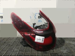 bontott PEUGEOT 2008 Jobb Hátsó Lámpa