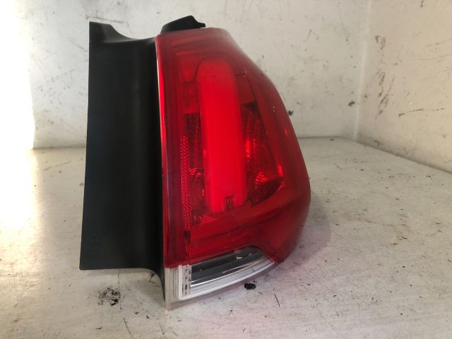 bontott PEUGEOT 2008 Jobb Külső Hátsó Lámpa