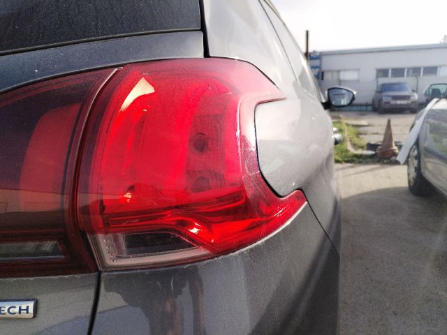 bontott PEUGEOT 2008 Jobb Külső Hátsó Lámpa