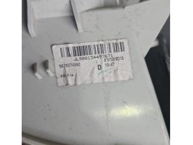 bontott PEUGEOT 2008 Jobb Külső Hátsó Lámpa