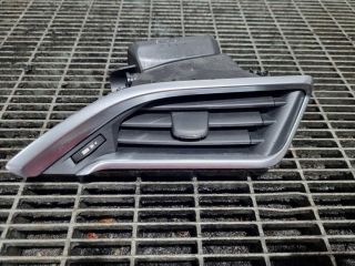 bontott PEUGEOT 2008 Jobb Szellőző