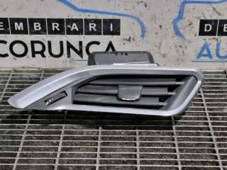 bontott PEUGEOT 2008 Jobb Szellőző