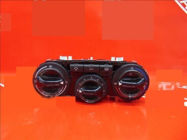 bontott PEUGEOT 2008 Klíma Kapcsoló