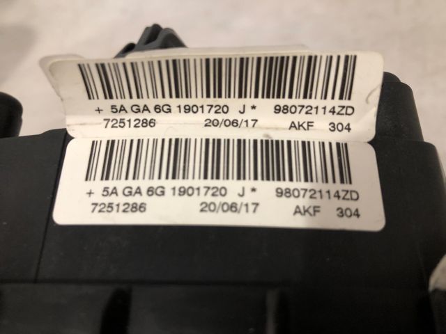 bontott PEUGEOT 2008 Kormánylégzsák