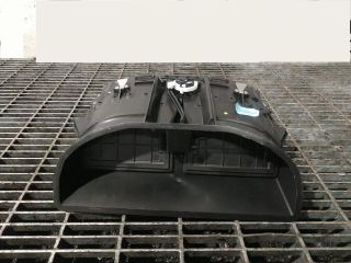 bontott PEUGEOT 2008 Középső Szellőző