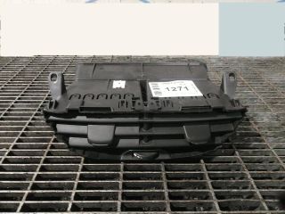 bontott PEUGEOT 2008 Középső Szellőző