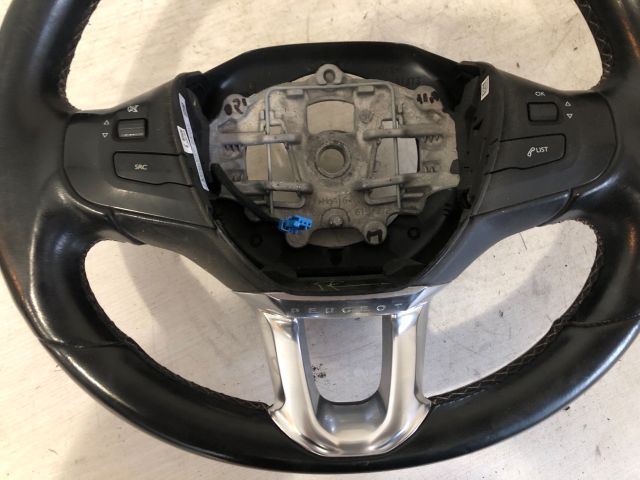 bontott PEUGEOT 2008 Multikormány