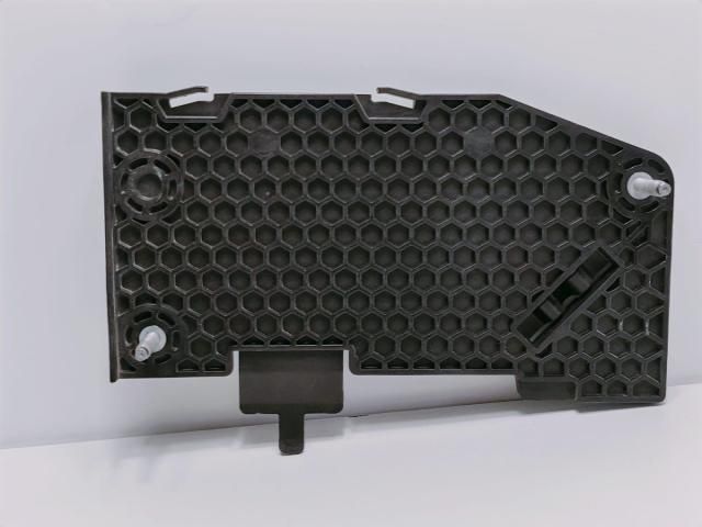 bontott PEUGEOT 2008 Tartó Bak