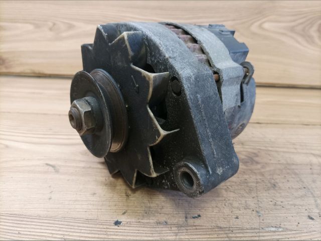 bontott PEUGEOT 205 Generátor