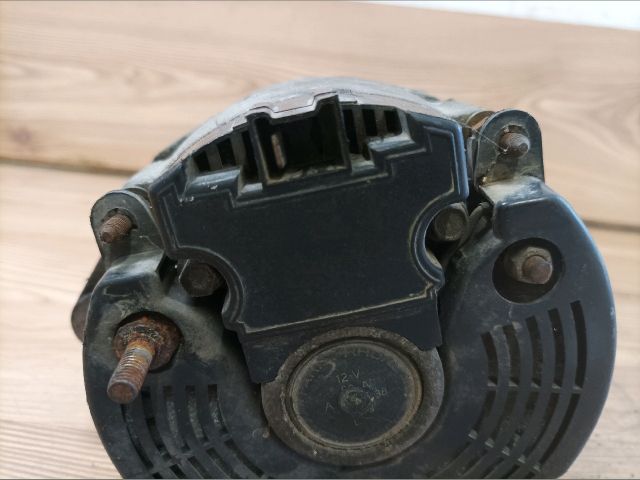 bontott PEUGEOT 205 Generátor