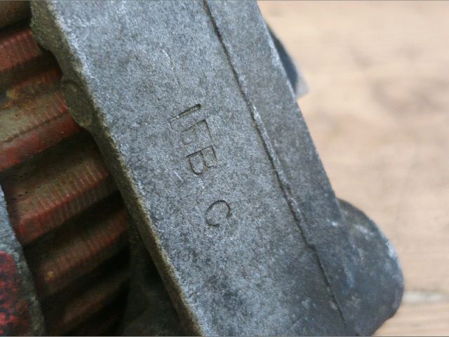 bontott PEUGEOT 205 Generátor