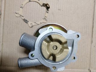 bontott PEUGEOT 205 Vízpumpa