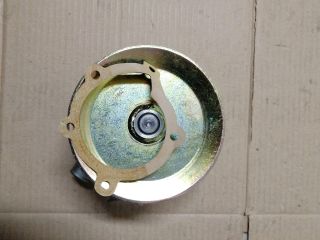 bontott PEUGEOT 205 Vízpumpa