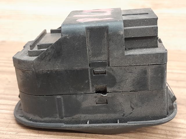 bontott PEUGEOT 205 Ablakemelő Kapcsoló Négyes / Kettes