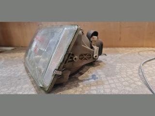 bontott PEUGEOT 205 Bal Fényszóró