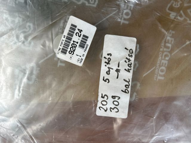 bontott PEUGEOT 205 Bal hátsó Fixüveg (Ajtóban)