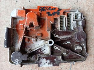 bontott PEUGEOT 205 Bal Hátsó Lámpa Foglalat