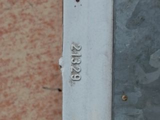 bontott PEUGEOT 205 Bal Hátsó Lámpa Foglalat