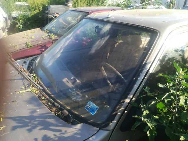 bontott PEUGEOT 205 Első Szélvédő