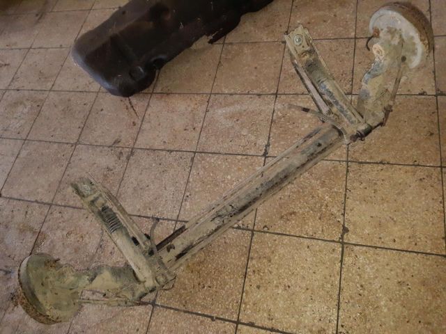 bontott PEUGEOT 205 Hátsó Híd (Dobfékes)