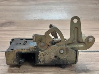 bontott PEUGEOT 205 Jobb hátsó Ajtózár