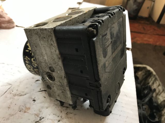 bontott PEUGEOT 206 ABS Kocka