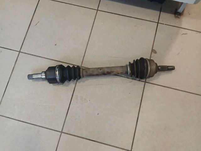 bontott PEUGEOT 206 Bal Féltengely