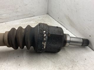 bontott PEUGEOT 206 Bal Féltengely