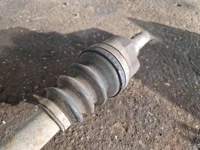 bontott PEUGEOT 206 Bal Féltengely