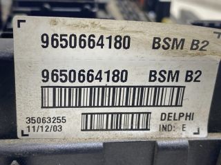 bontott PEUGEOT 206 Biztosítéktábla Motortér