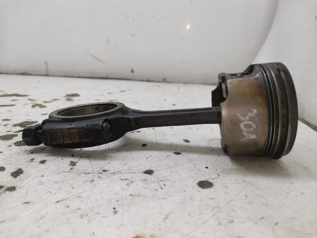 bontott PEUGEOT 206 Dugattyú és Hajtókar