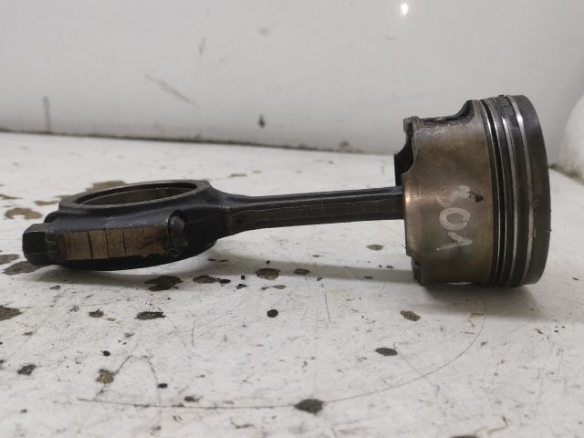 bontott PEUGEOT 206 Dugattyú és Hajtókar