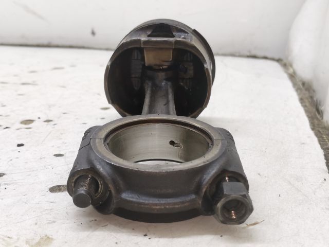 bontott PEUGEOT 206 Dugattyú és Hajtókar