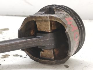 bontott PEUGEOT 206 Dugattyú és Hajtókar