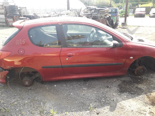 bontott PEUGEOT 206 Fojtószelep (Mechanikus)