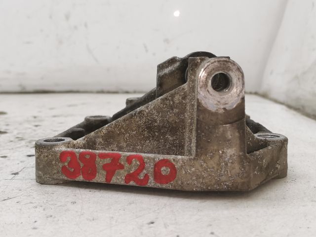 bontott PEUGEOT 206 Generátor Tartó Bak