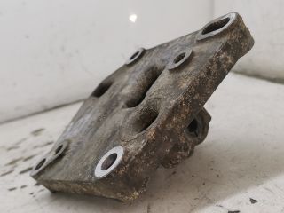 bontott PEUGEOT 206 Generátor Tartó Bak