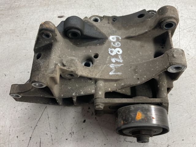 bontott PEUGEOT 206 Generátor Tartó Bak