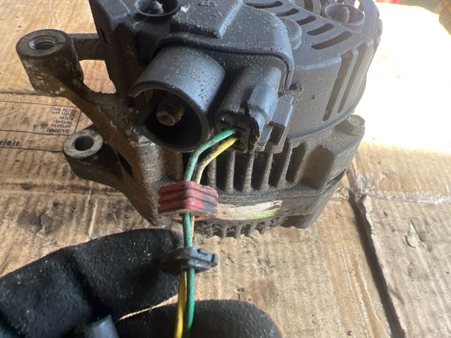 bontott PEUGEOT 206 Generátor