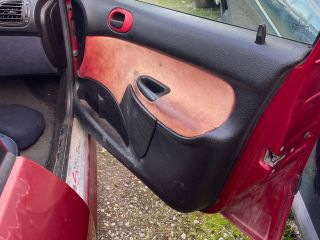 bontott PEUGEOT 206 Gyújtáskapcsoló Házzal