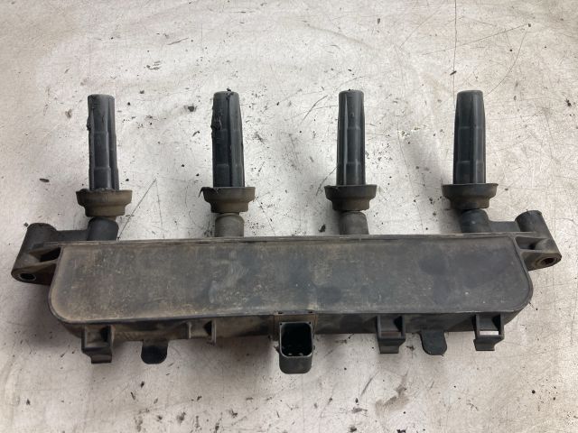 bontott PEUGEOT 206 Gyújtótrafó